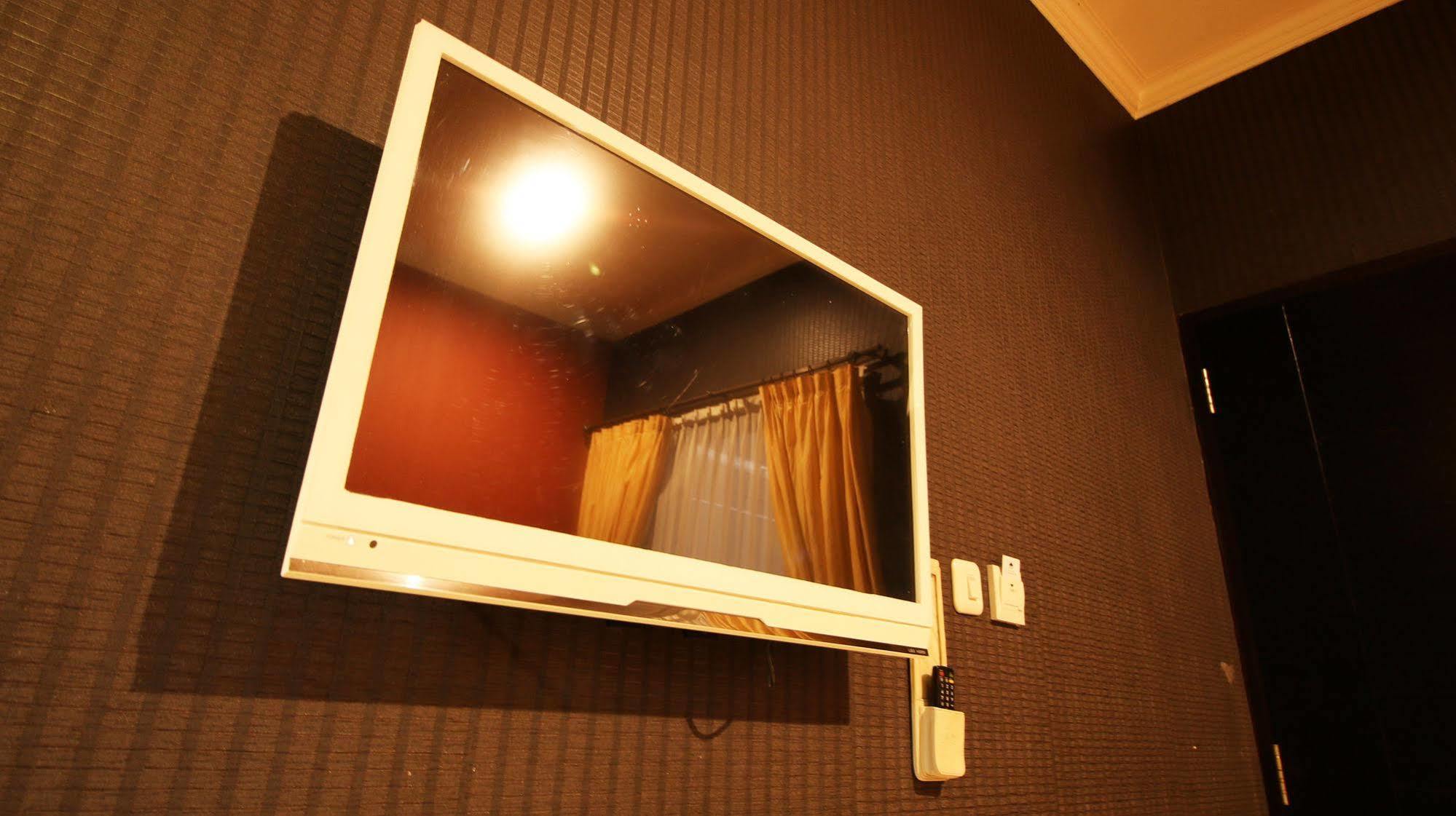 Zen Rooms Grand Hotel Lembang Extérieur photo