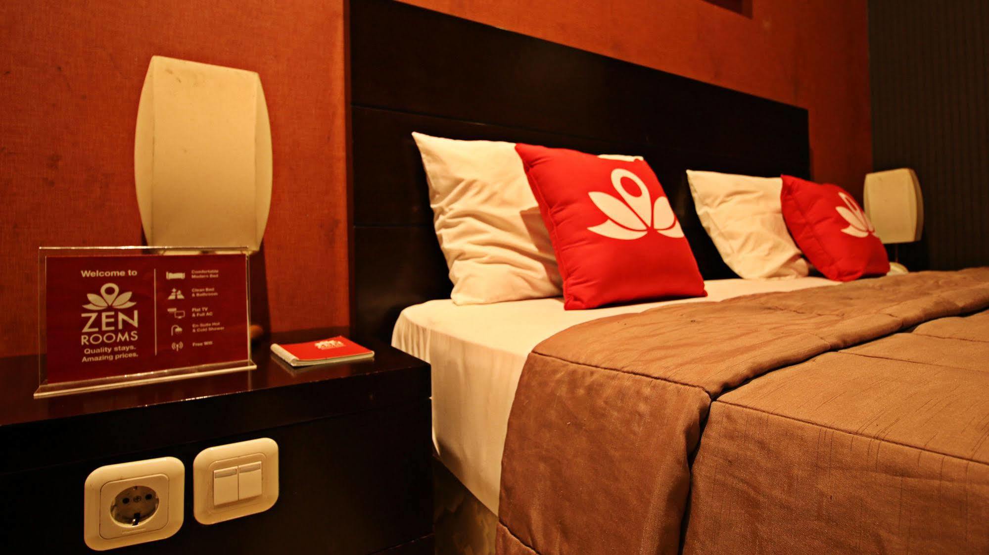 Zen Rooms Grand Hotel Lembang Extérieur photo